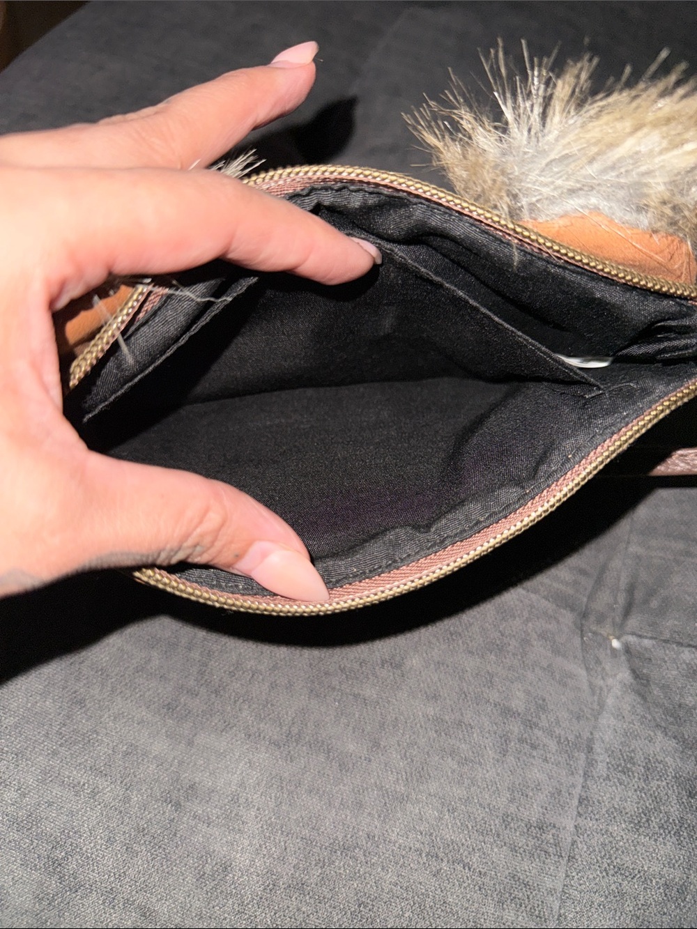 Loungefly Star Wars Ewok Cosplay wristlet fuzzy faux-fur - Picture 4 of 5